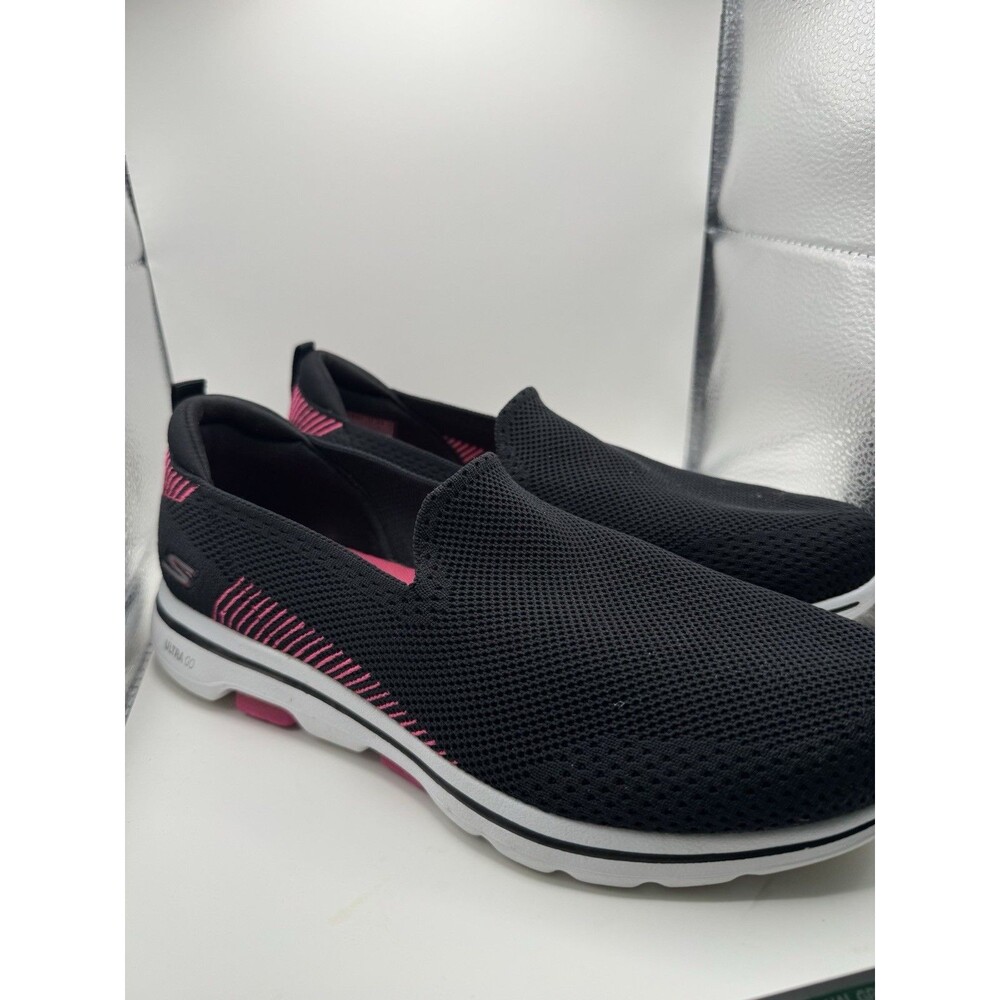 SKECHERS GO WALK Women’s Black Pink White Mesh Slip-On Cushioned Walking Sneaker - Picture 2 of 7
